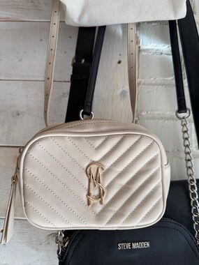 Steve Madden Quilted Cream Crossbody with Gold Accent